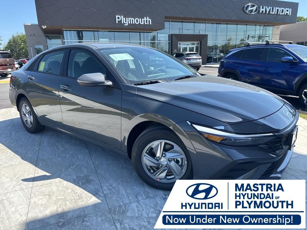 new 2025 Hyundai Elantra car, priced at $23,905
