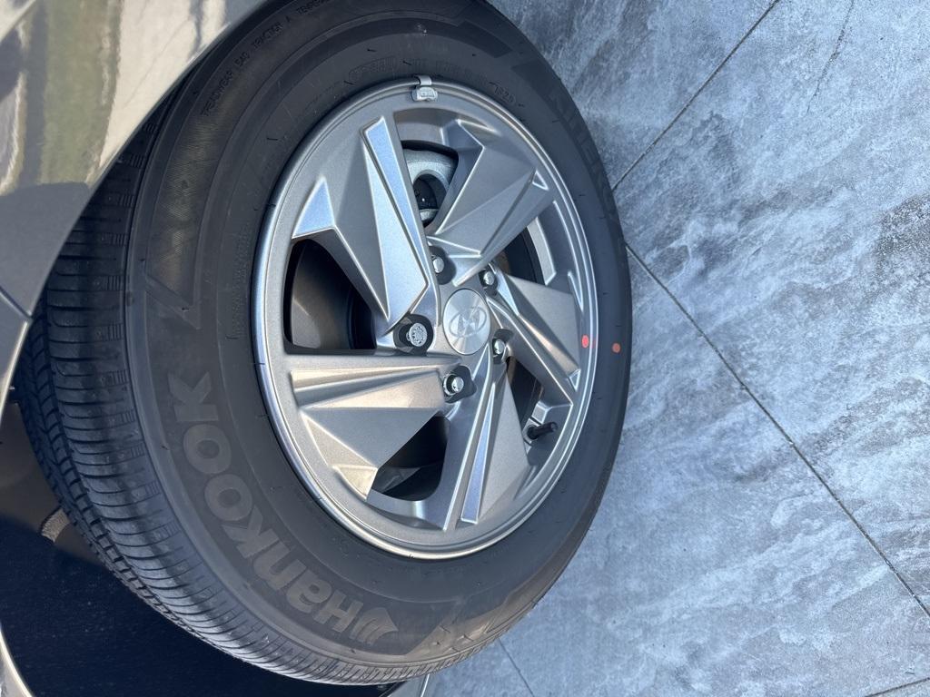 new 2025 Hyundai Elantra car, priced at $23,905