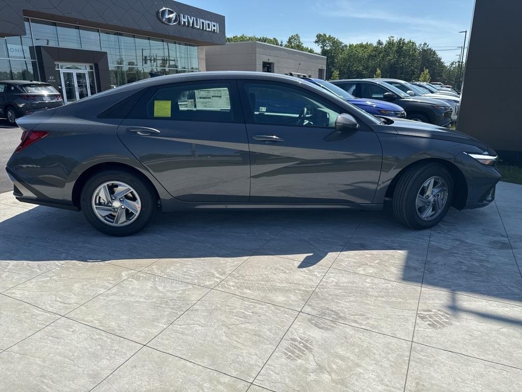 new 2025 Hyundai Elantra car, priced at $23,905