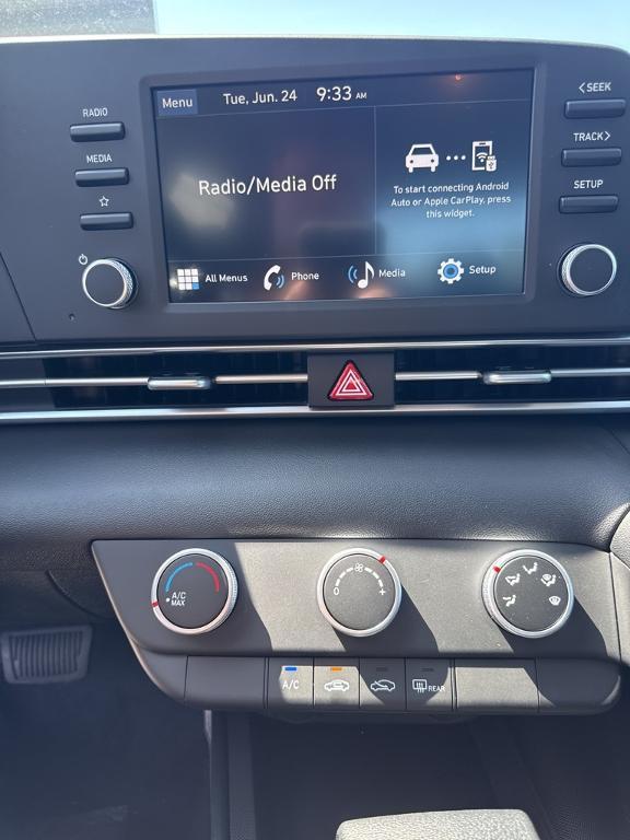 new 2025 Hyundai Elantra car, priced at $23,905