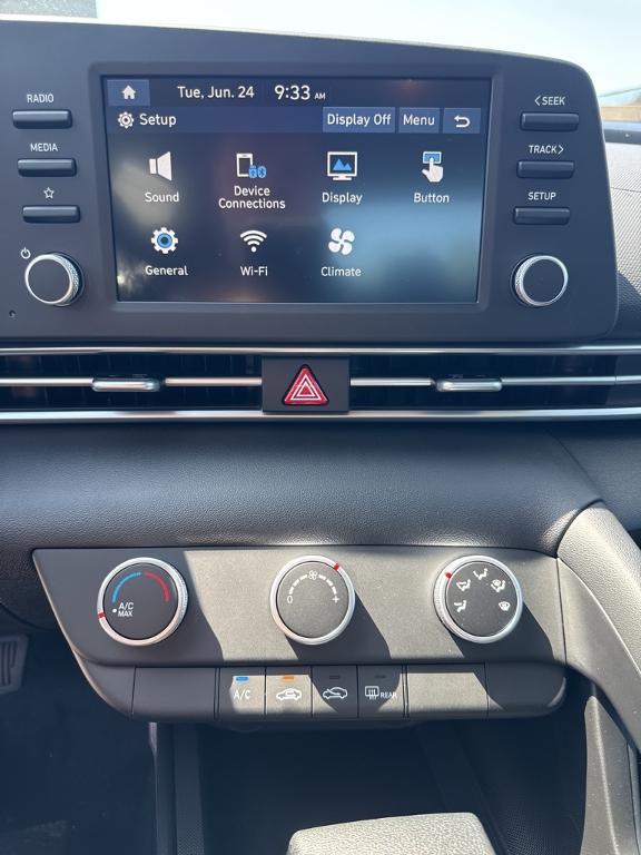 new 2025 Hyundai Elantra car, priced at $23,905