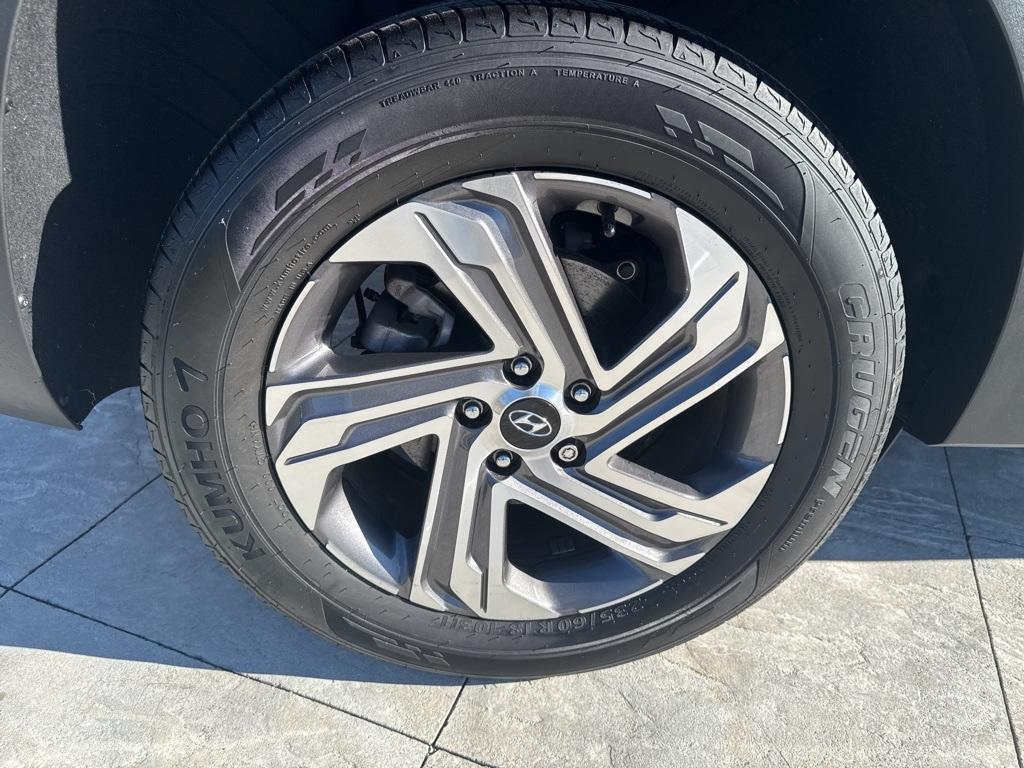 used 2023 Hyundai Santa Fe car, priced at $22,998