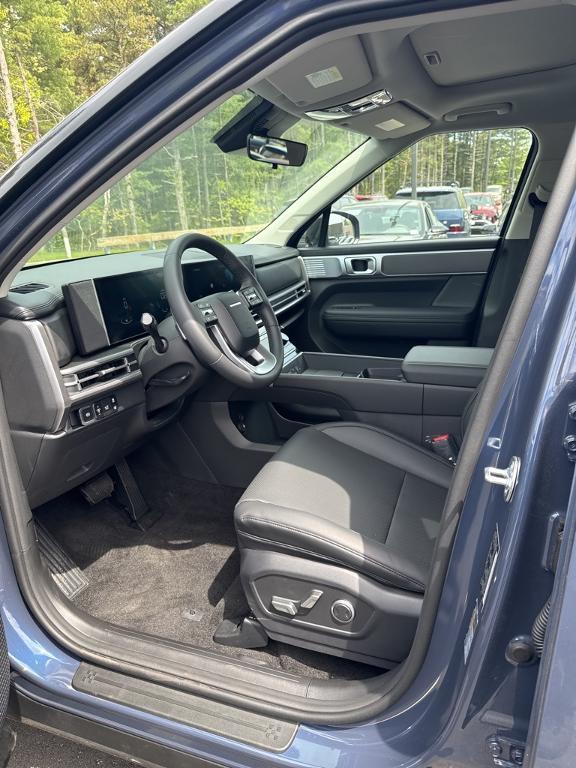 new 2025 Hyundai Santa Fe car, priced at $40,930