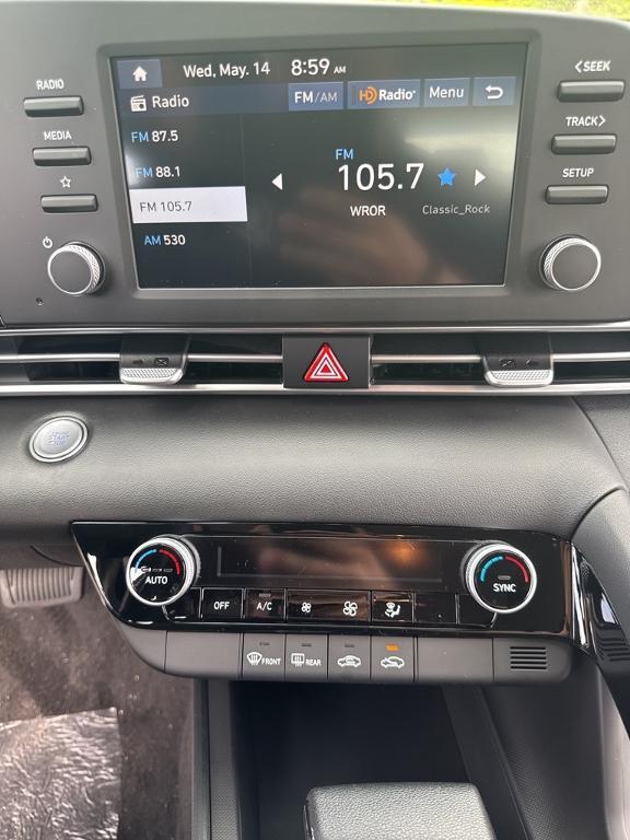new 2025 Hyundai ELANTRA HEV car, priced at $26,230