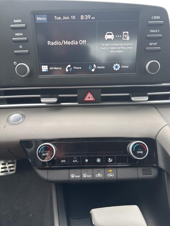 new 2025 Hyundai Elantra car, priced at $24,445