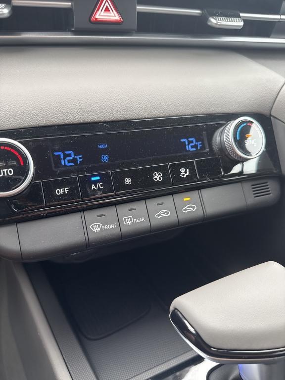 new 2025 Hyundai Elantra car, priced at $24,445