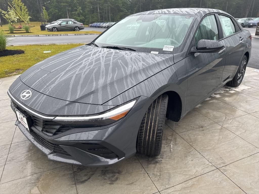 new 2025 Hyundai Elantra car, priced at $24,445