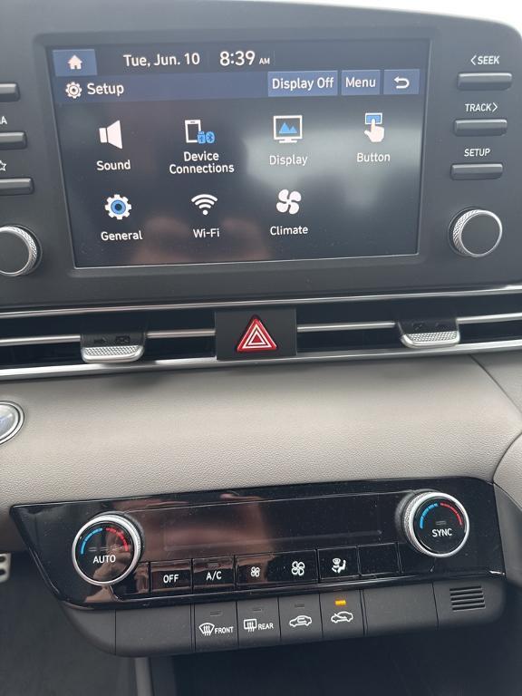 new 2025 Hyundai Elantra car, priced at $24,445