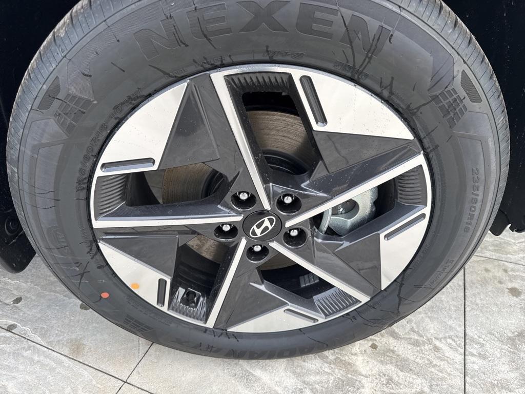 new 2026 Hyundai TUCSON Hybrid car, priced at $34,940