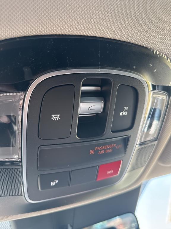 new 2025 Hyundai Sonata Hybrid car, priced at $39,490