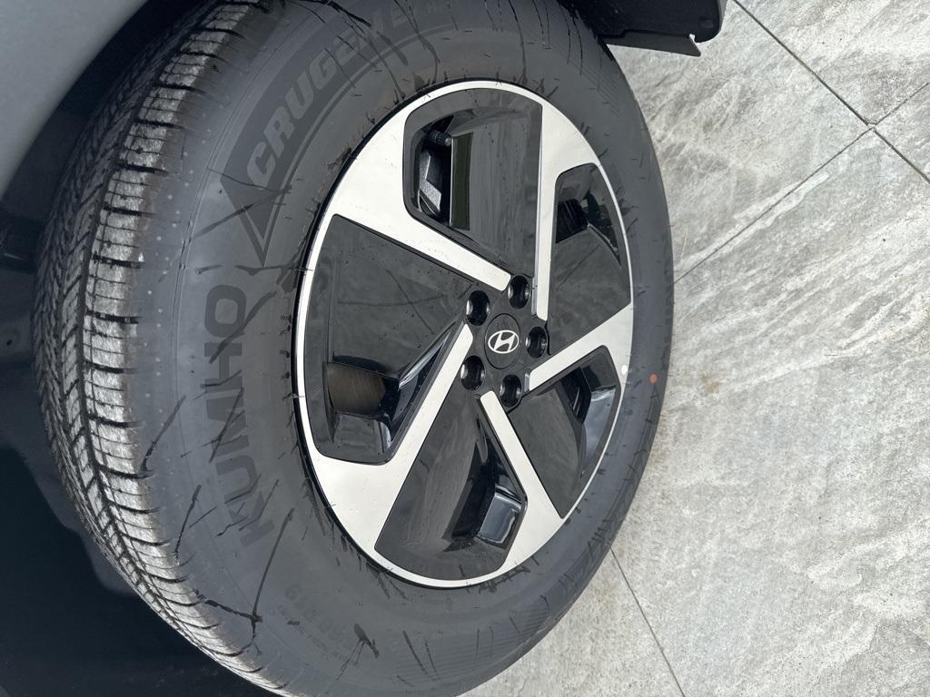 new 2026 Hyundai IONIQ 9 car, priced at $65,285