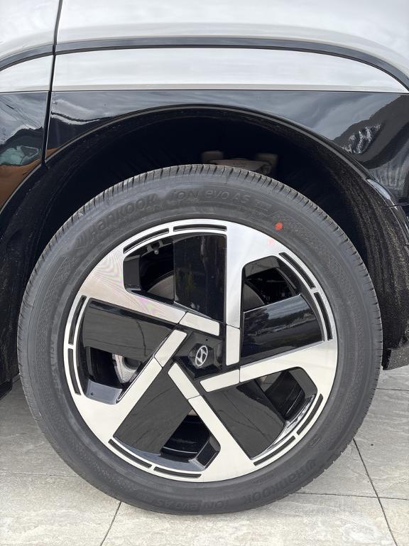 new 2026 Hyundai IONIQ 9 car, priced at $74,280