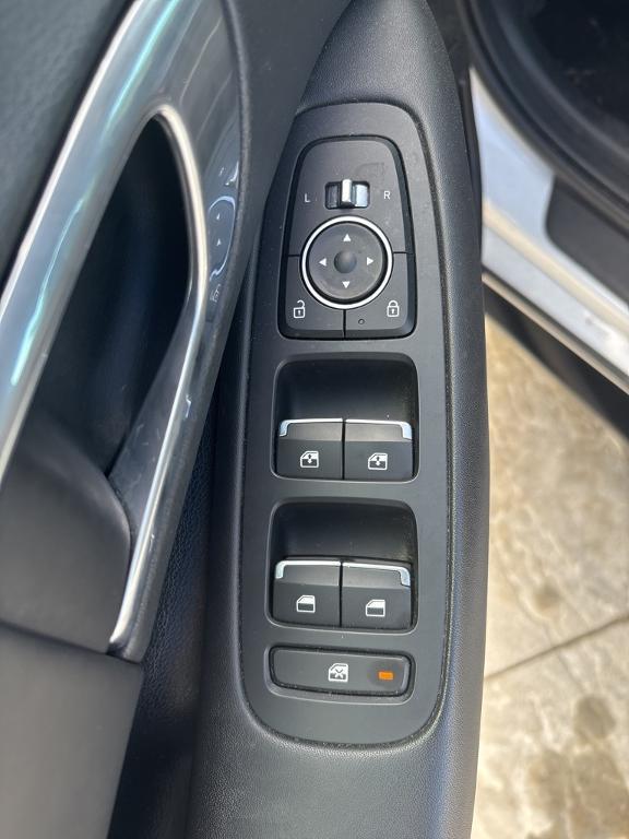 used 2022 Hyundai Sonata car, priced at $20,798