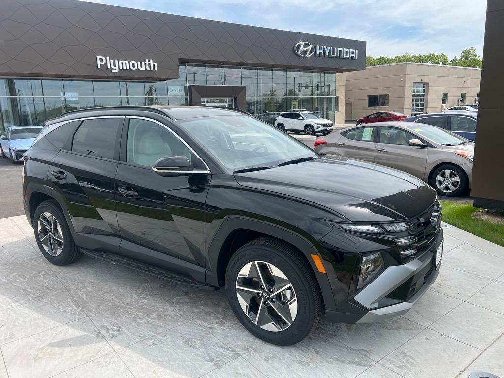 new 2025 Hyundai Tucson car, priced at $35,995