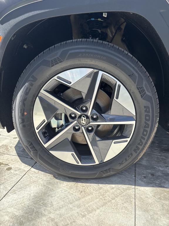 new 2025 Hyundai TUCSON Hybrid car, priced at $37,075