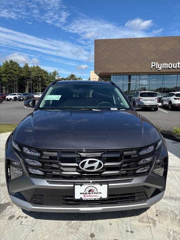 new 2025 Hyundai TUCSON Hybrid car, priced at $37,075