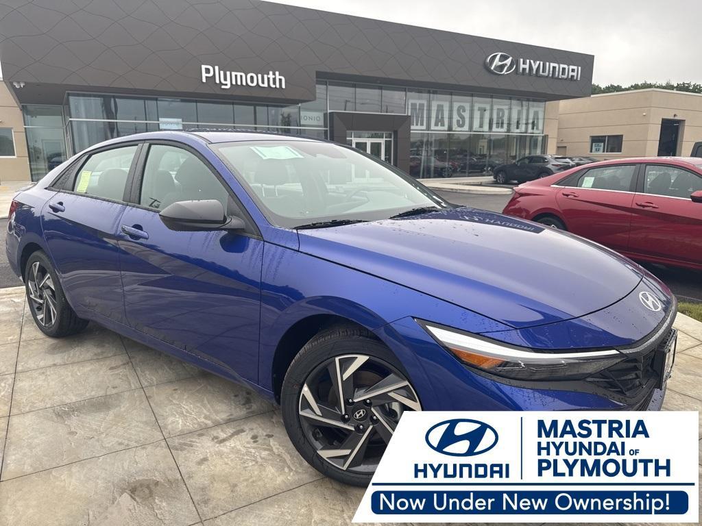 new 2025 Hyundai Elantra car, priced at $24,040