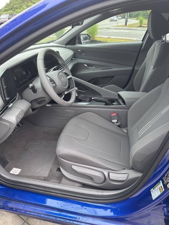 new 2025 Hyundai Elantra car, priced at $24,040