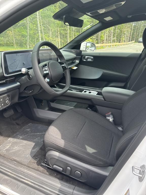 new 2025 Hyundai IONIQ 6 car, priced at $46,925