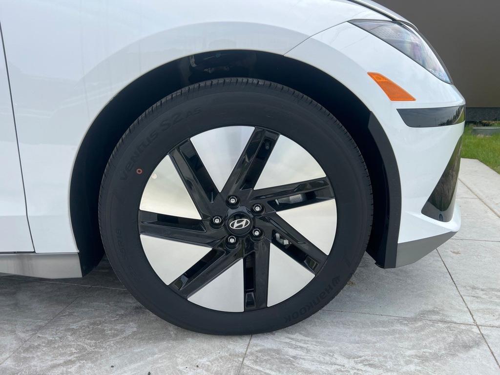 new 2025 Hyundai IONIQ 6 car, priced at $46,925