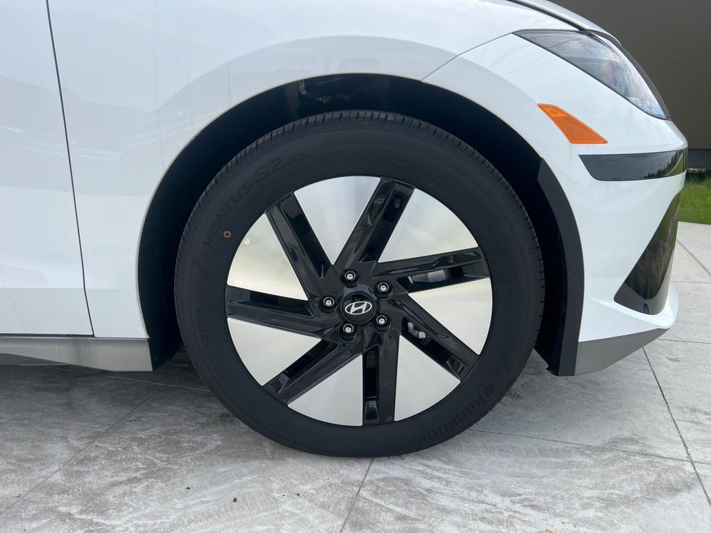 new 2025 Hyundai IONIQ 6 car, priced at $46,925