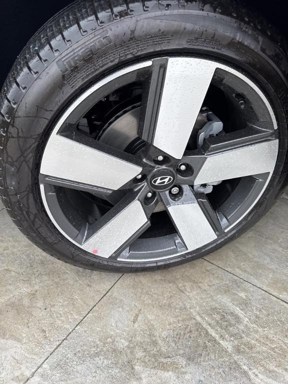new 2025 Hyundai SANTA FE HEV car, priced at $49,530