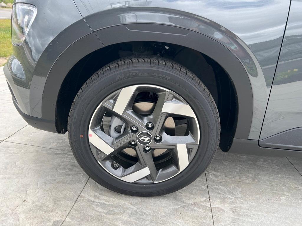 new 2025 Hyundai Venue car, priced at $24,230