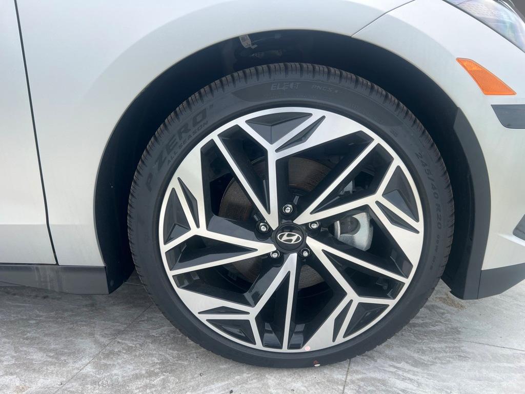 new 2024 Hyundai IONIQ 6 car, priced at $50,025