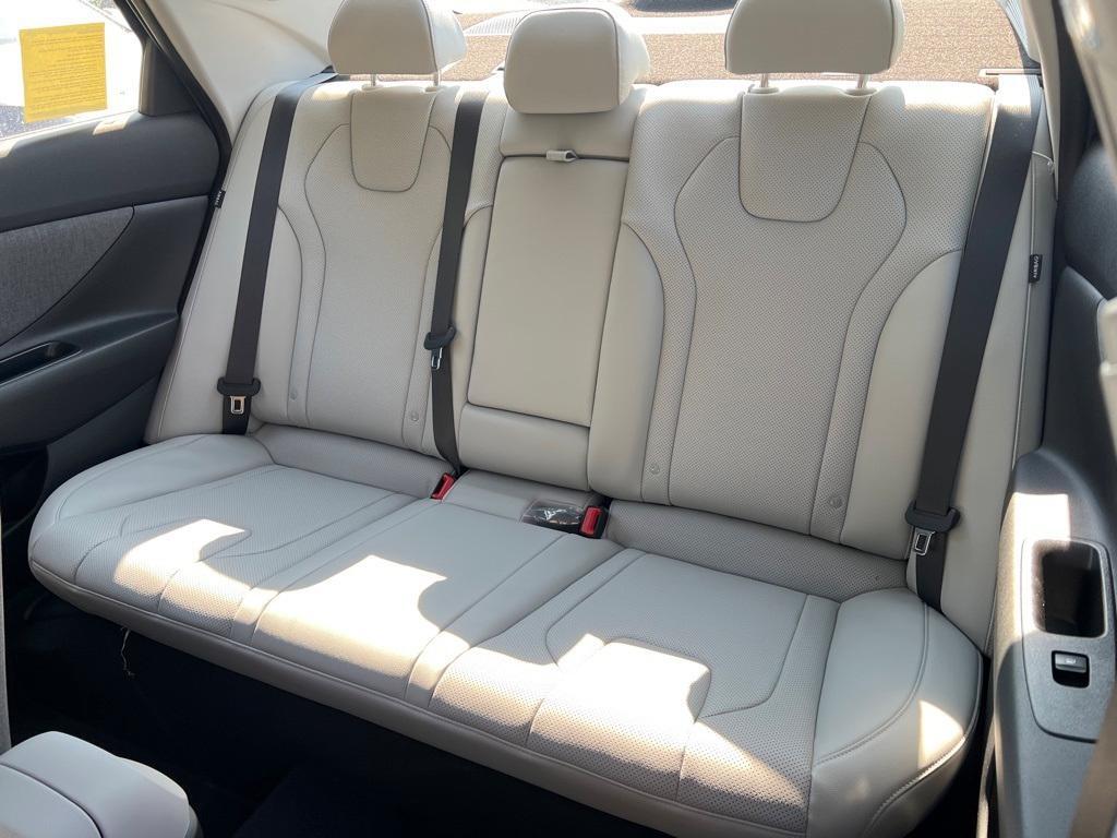 new 2025 Hyundai Elantra car, priced at $27,970