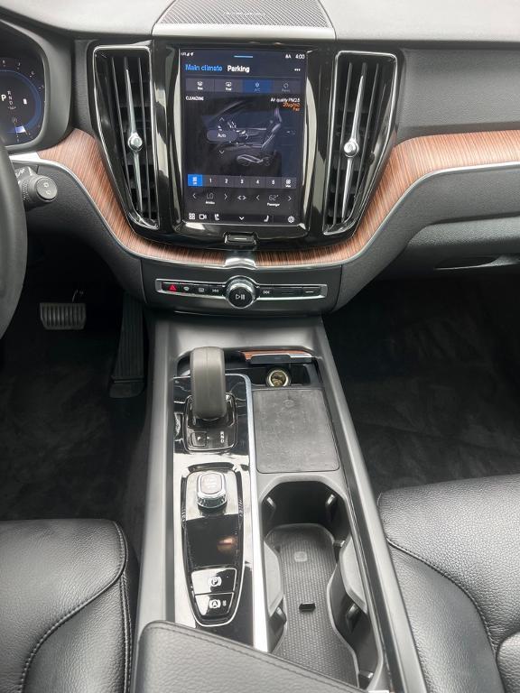 used 2022 Volvo XC60 car, priced at $32,498