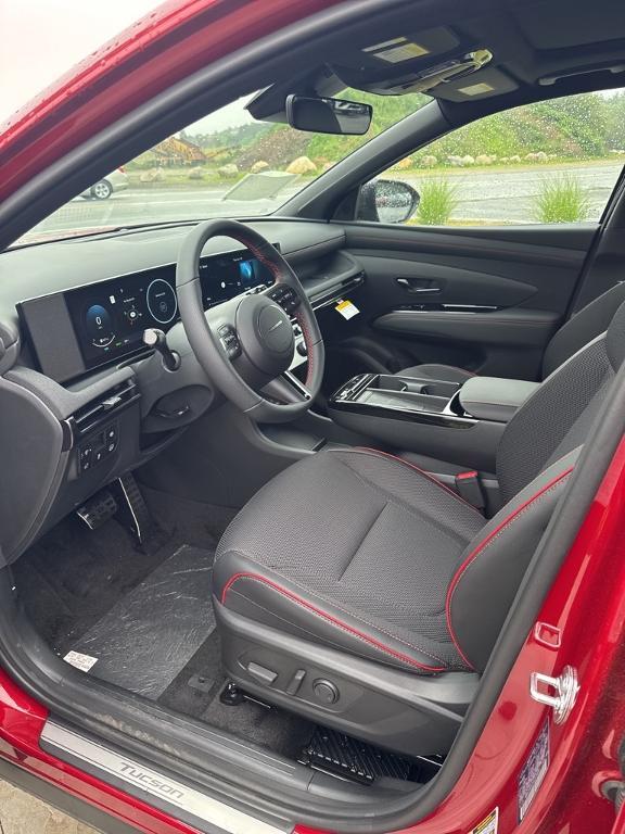 new 2025 Hyundai TUCSON Hybrid car, priced at $40,390