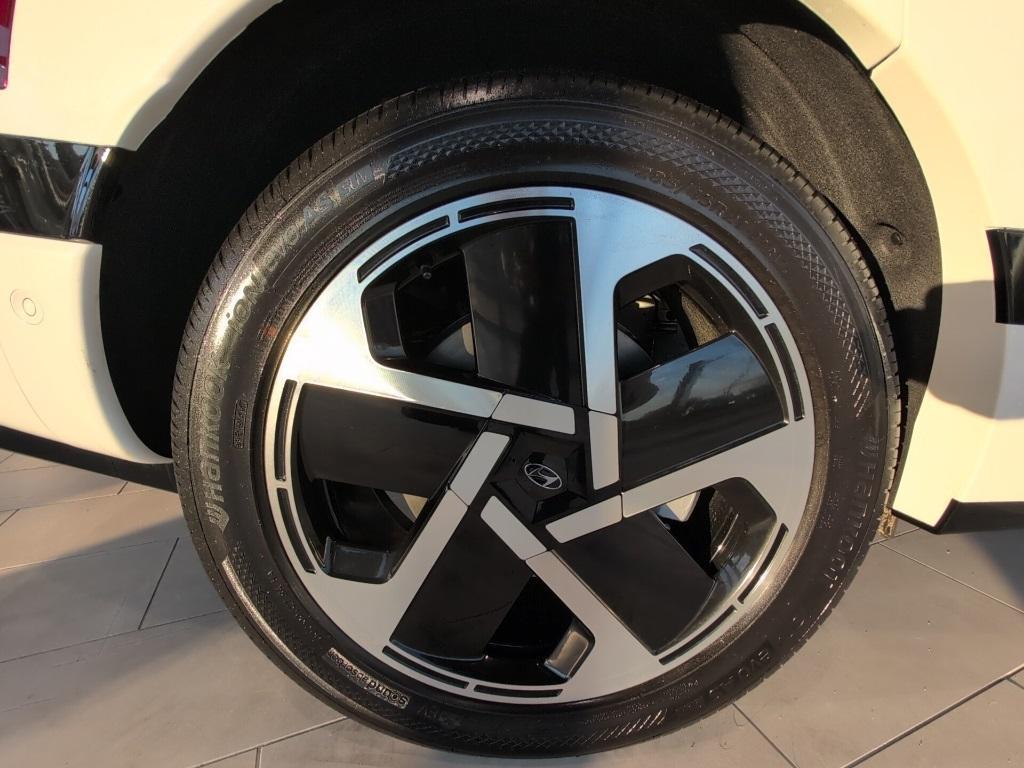 new 2026 Hyundai IONIQ 9 car, priced at $77,745