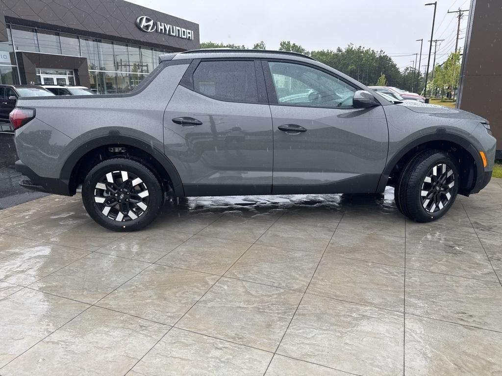 new 2025 Hyundai SANTA CRUZ car, priced at $33,870