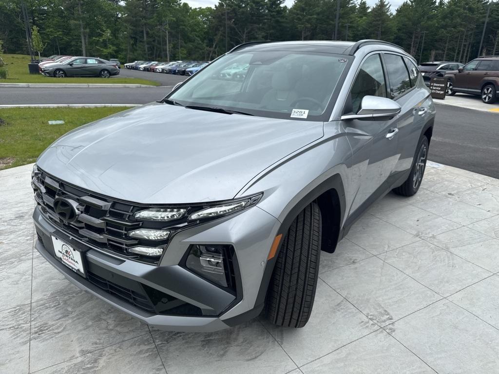 new 2025 Hyundai Tucson car, priced at $42,235