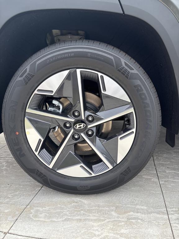 new 2025 Hyundai TUCSON Hybrid car, priced at $39,160