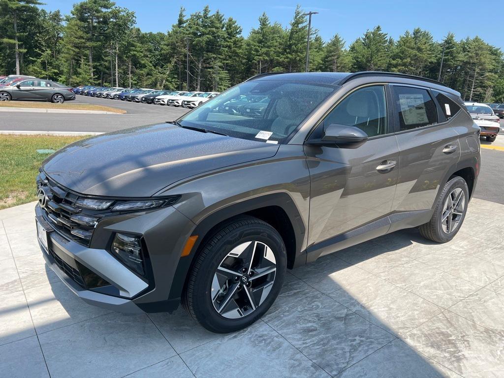 new 2025 Hyundai TUCSON Hybrid car, priced at $35,890