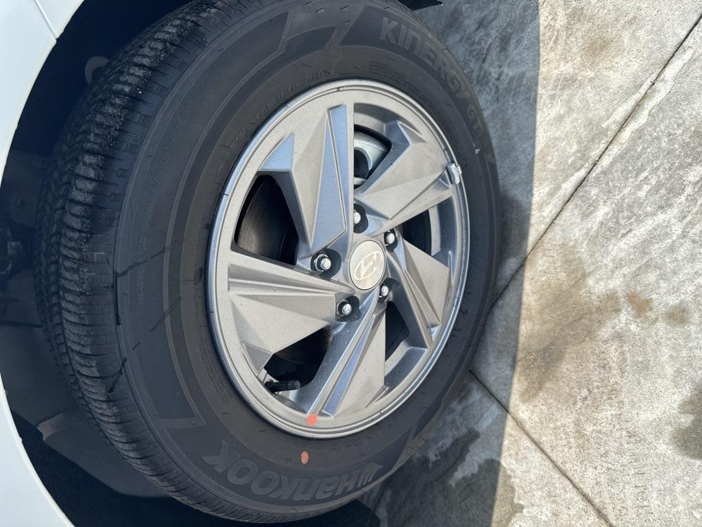 new 2025 Hyundai Elantra car, priced at $23,820
