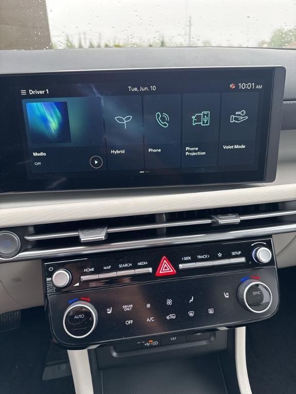 new 2025 Hyundai TUCSON Hybrid car, priced at $34,915