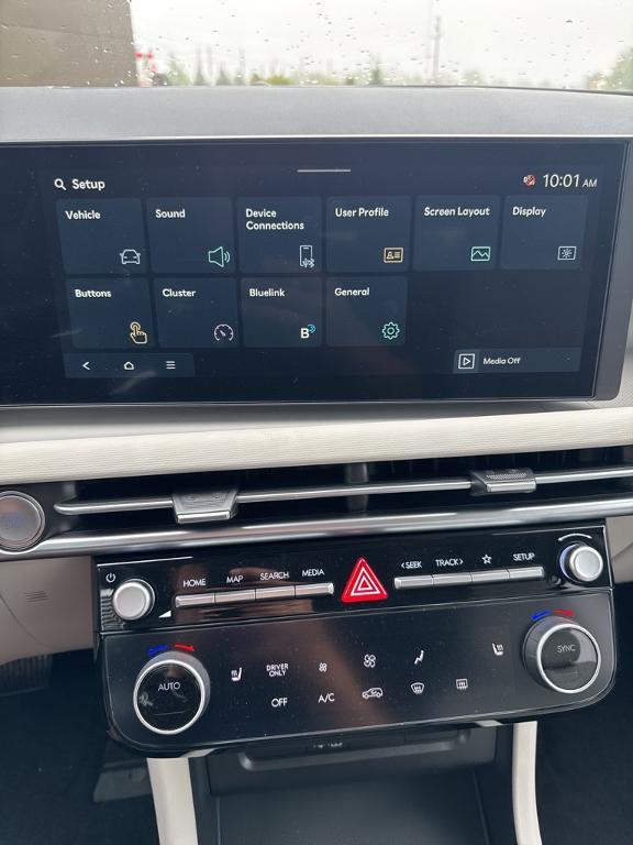 new 2025 Hyundai TUCSON Hybrid car, priced at $34,915