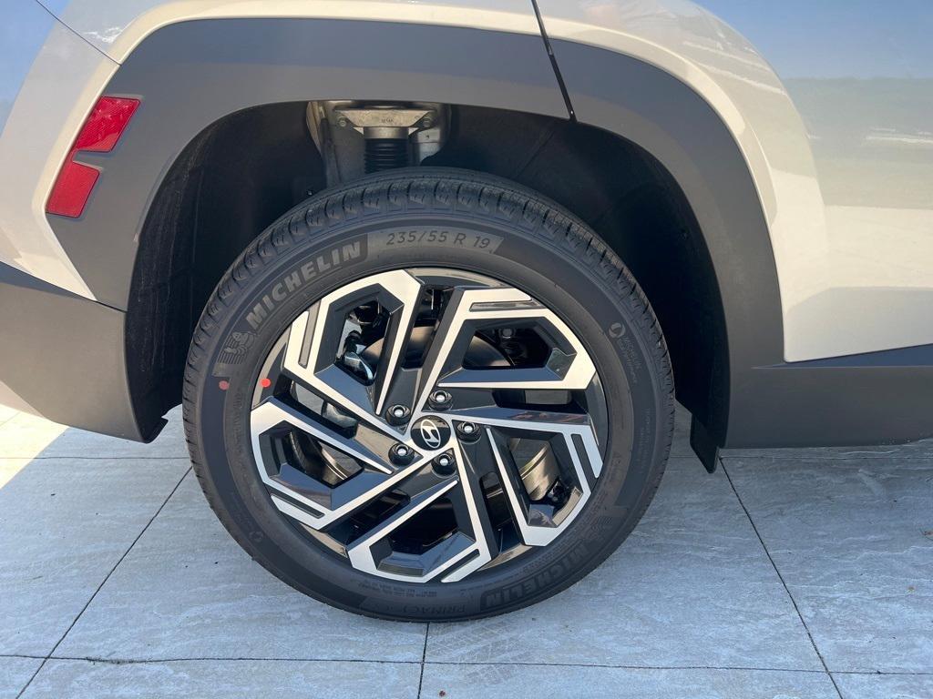 new 2025 Hyundai Tucson car, priced at $41,640
