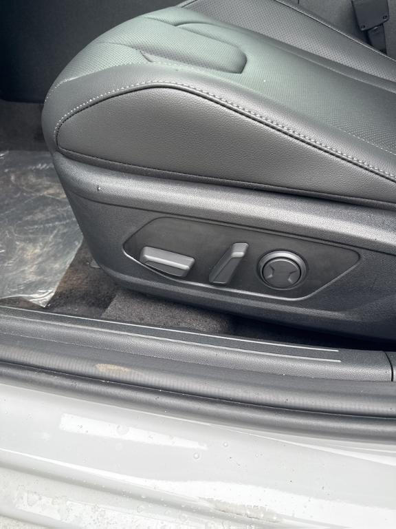 new 2025 Hyundai ELANTRA HEV car, priced at $31,720