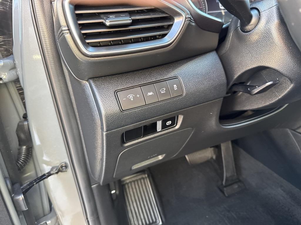used 2023 Hyundai Santa Fe car, priced at $24,998