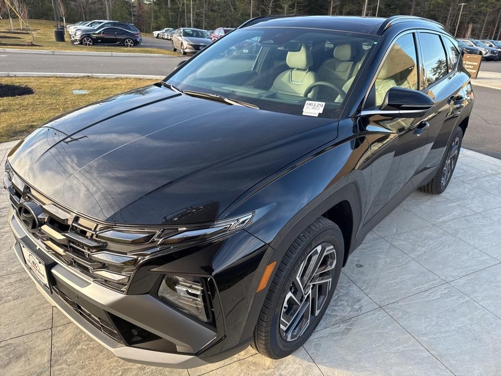 new 2026 Hyundai TUCSON Hybrid car, priced at $42,615