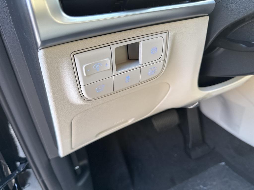 new 2026 Hyundai TUCSON Hybrid car, priced at $42,615