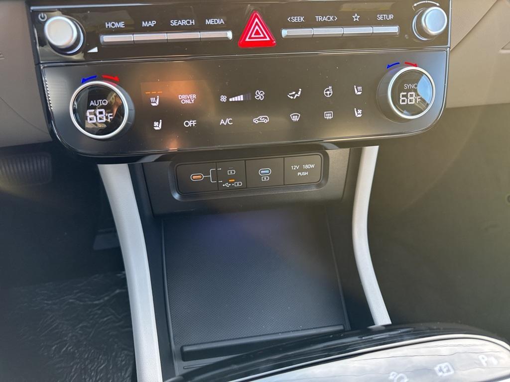 new 2026 Hyundai TUCSON Hybrid car, priced at $42,615