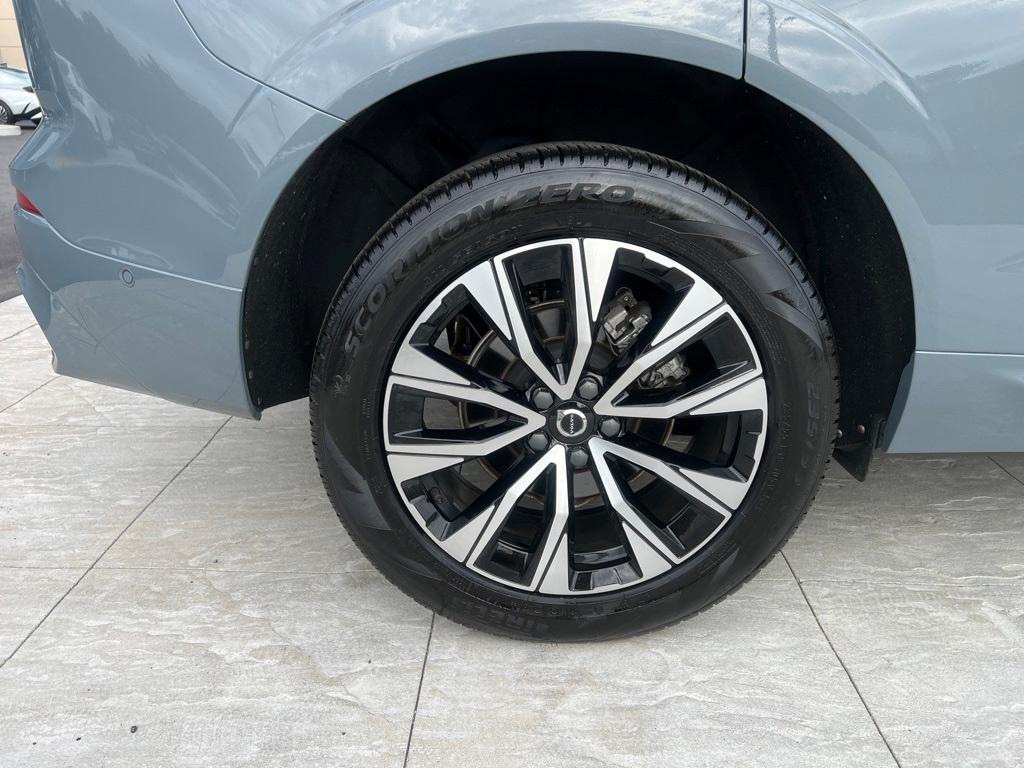 used 2023 Volvo XC60 car, priced at $35,798