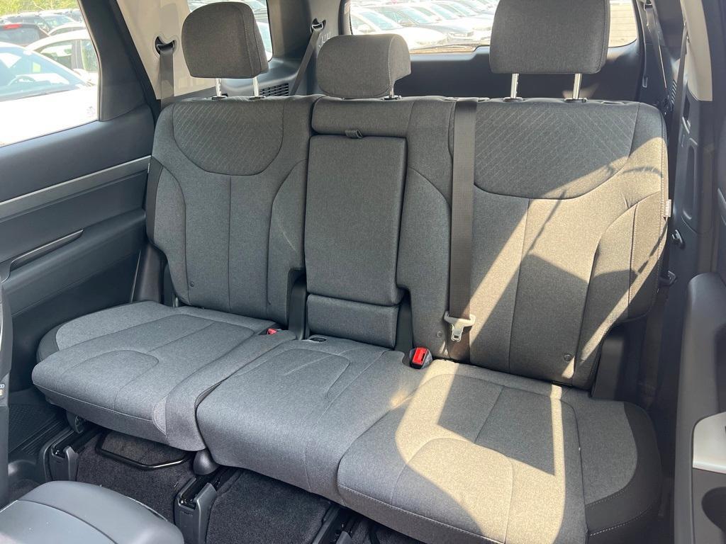 new 2025 Hyundai Palisade car, priced at $40,575