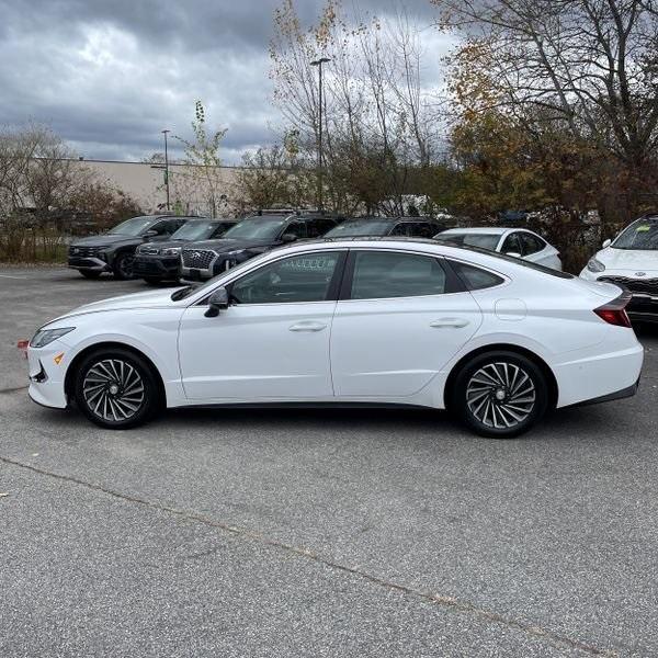 used 2023 Hyundai Sonata Hybrid car, priced at $20,598