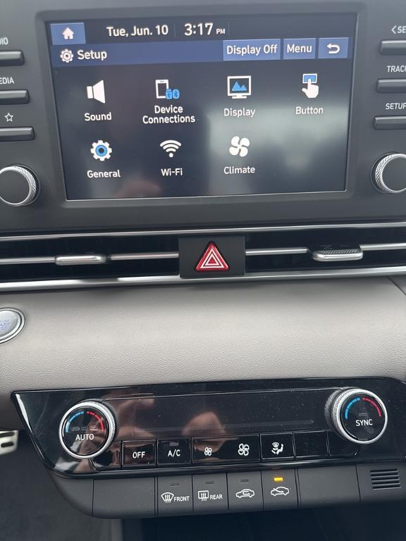 new 2025 Hyundai Elantra car, priced at $25,010