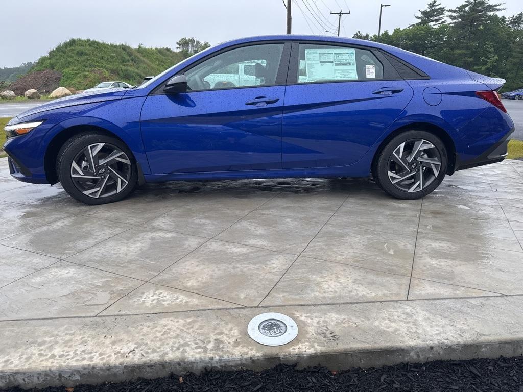 new 2025 Hyundai Elantra car, priced at $25,010